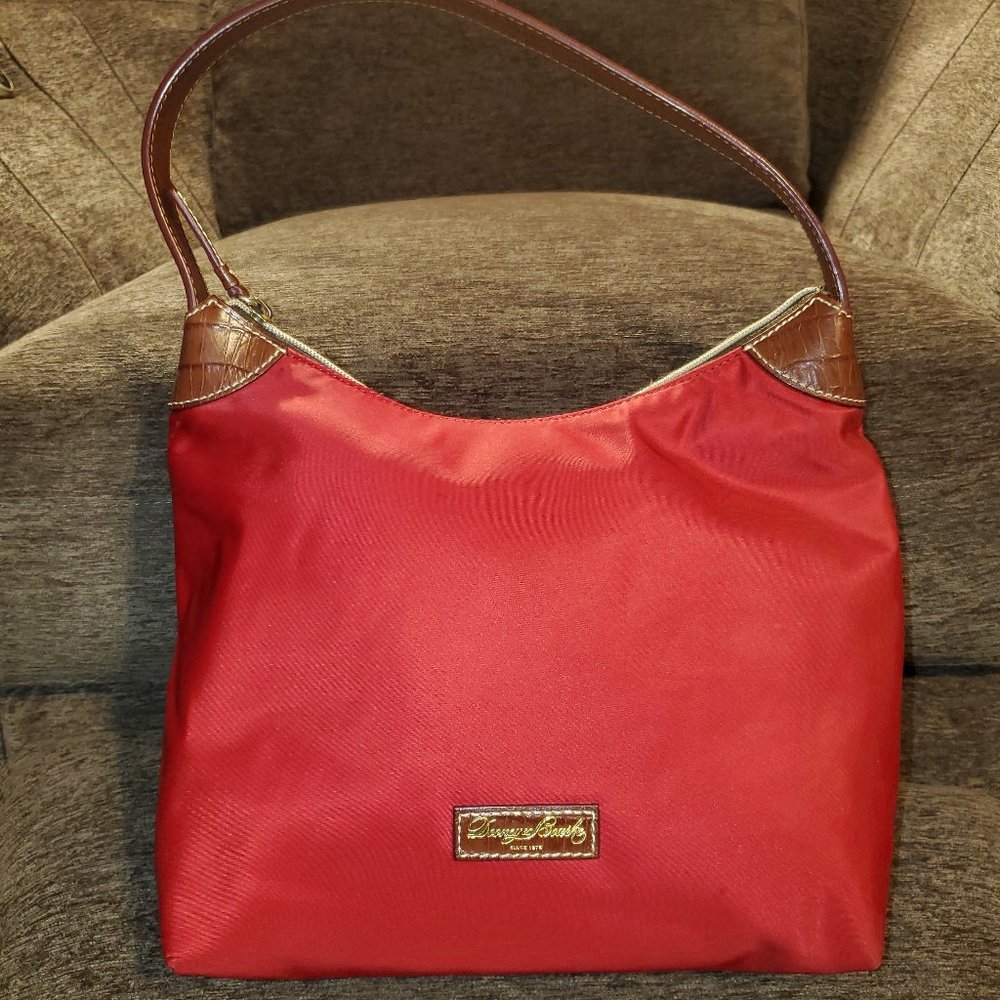 EUC Dooney&Bourke Red Red Nylon Hobo Shoulder bag